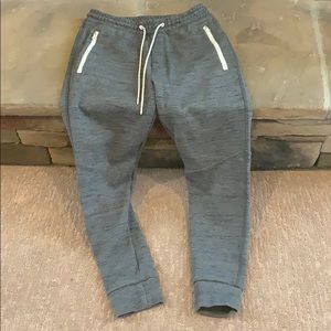 American Eagle jogger - small
